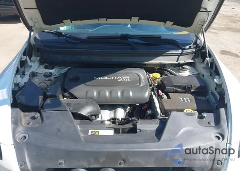 2015 Jeep Cherokee Limited из США, поврежденный, VIN 1C4PJMDB2FW500696